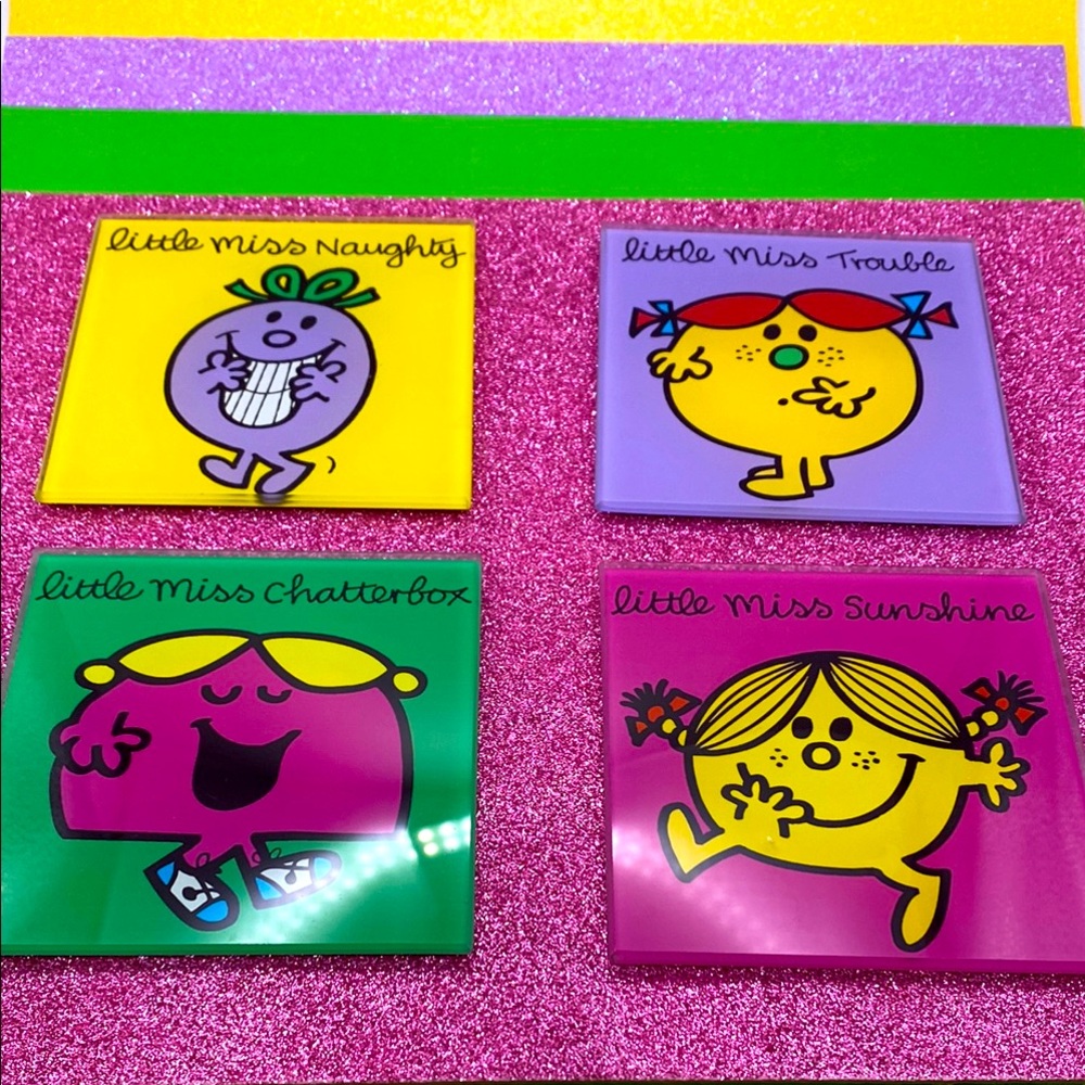 2010 Vintage Little Miss Character Glass Coasters Set Rubber Feet Black Caddy